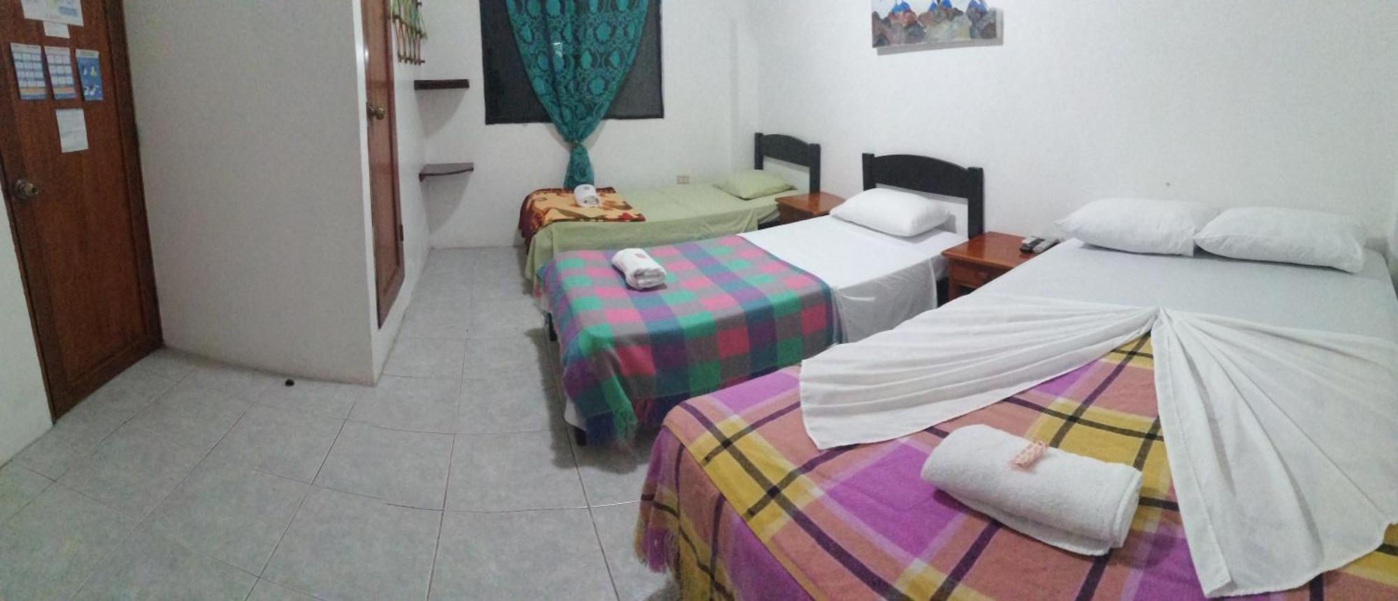 Hostal La Casa De Luis Пуэрто-Бакерисо-Морено Экстерьер фото