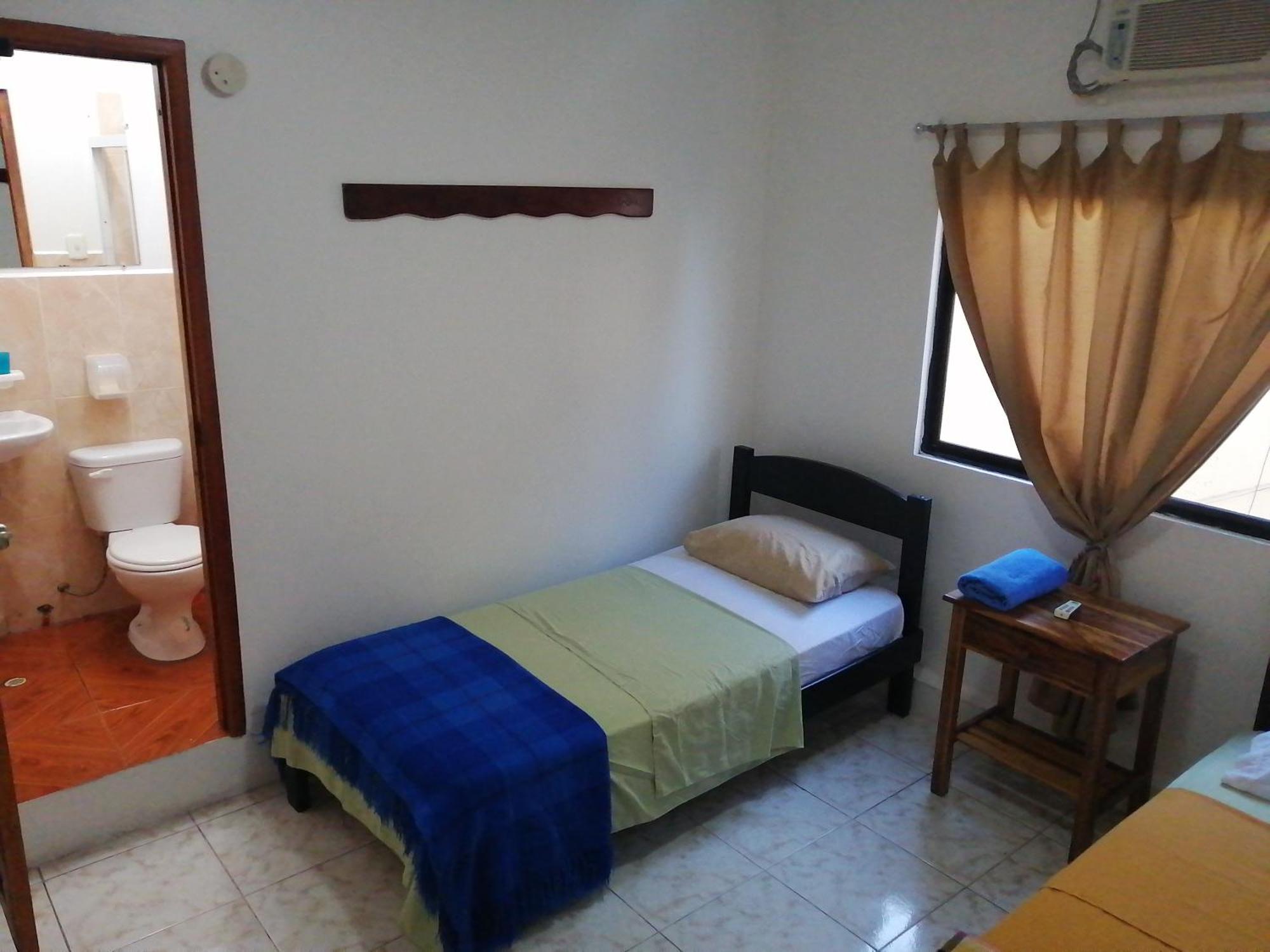 Hostal La Casa De Luis Пуэрто-Бакерисо-Морено Экстерьер фото