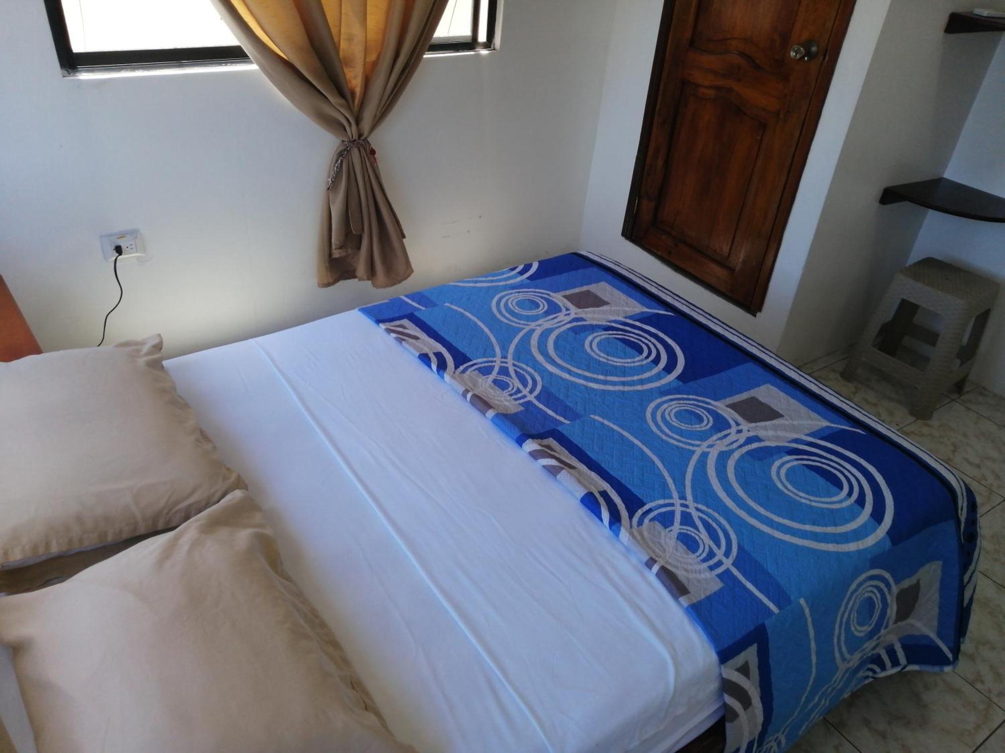 Hostal La Casa De Luis Пуэрто-Бакерисо-Морено Экстерьер фото